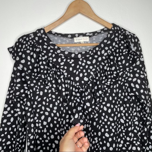 Perfect Peach Polka Dot Ruffle Crew Neck Sweater Size S - Picture 4 of 8